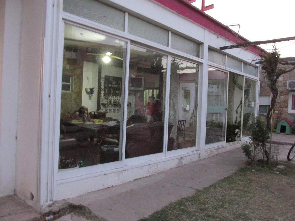 Hotel Ibiza Villa Carlos Paz Exterior foto