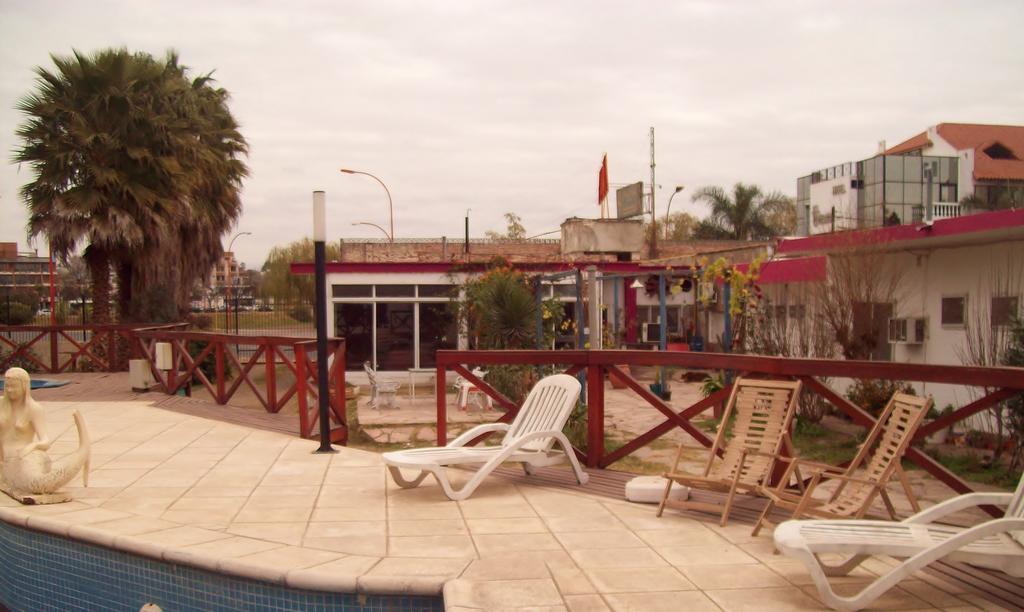 Hotel Ibiza Villa Carlos Paz Exterior foto