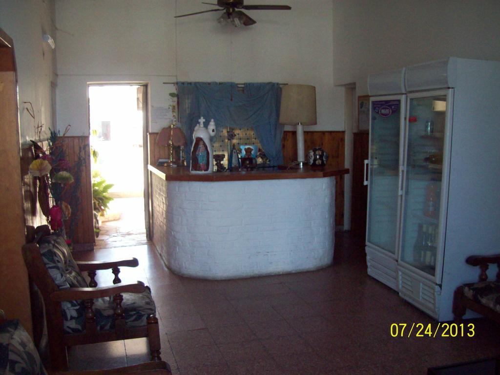 Hotel Ibiza Villa Carlos Paz Exterior foto